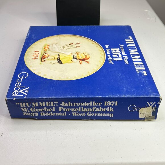 M.J. Hummel 1974 Annual Plate Goose Girl By Goebel 7.5" Decorative Collectible - Picture 8 of 8